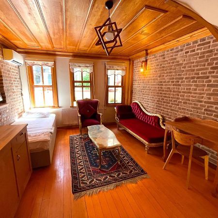 Authentic Turkish Home Family Room Istanbul Bagian luar foto